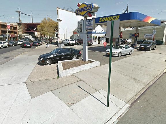 3rd image of 4013 Astoria Blvd