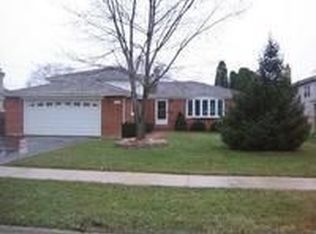 976 S Iowa Ave, Addison, IL 60101