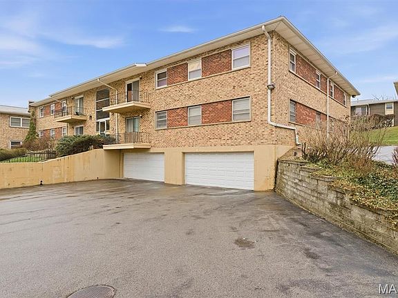 3rd image of 10387 Forest Brook Ln APT F