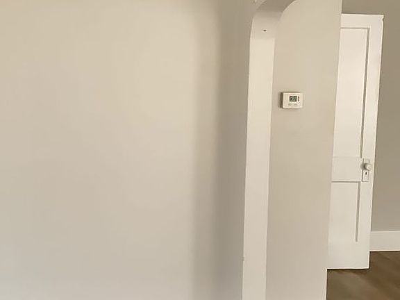 5th image of 1801 Oregon Ave APT 5