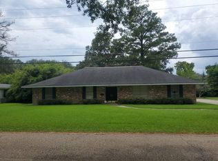 206 Alello Dr, Baton Rouge, LA 70806