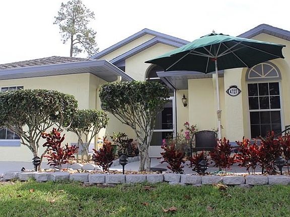 2nd image of 4727 Windwood Dr