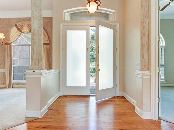 WELCOME to 649 Sandringham Drive