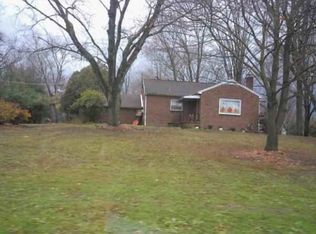 3033 North Rd NE, Warren, OH 44483