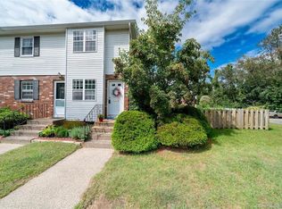 18 Bradley Cir #G, Enfield, CT 06082
