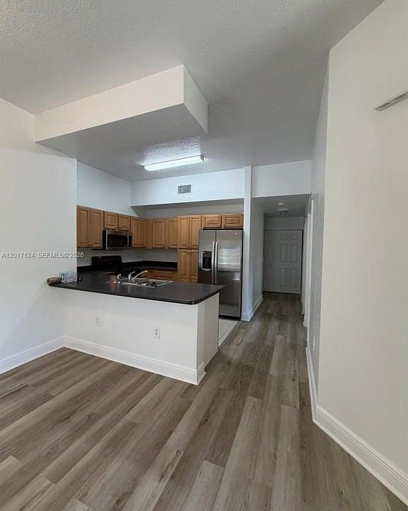 1st image of 3335 Palomino Dr
