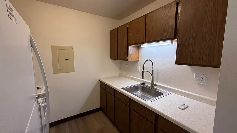 1 bed, 1.0 bath, $699 — Photo 1