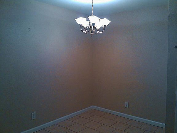 4th image of 206 Plaza Verde Dr APT D25