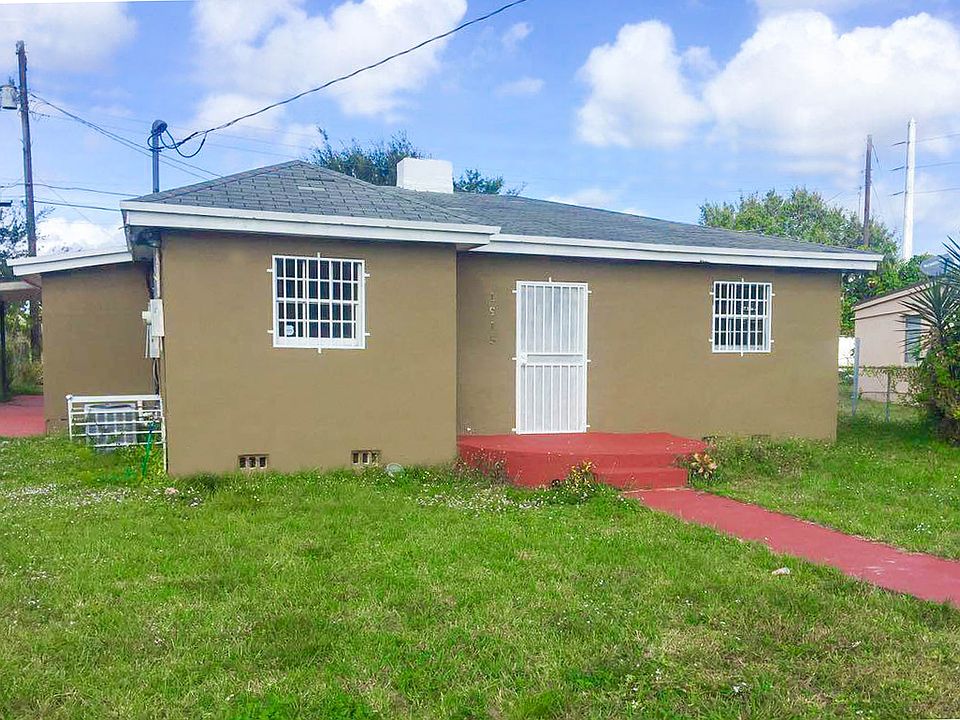 1st image of 1915 NW 154th St