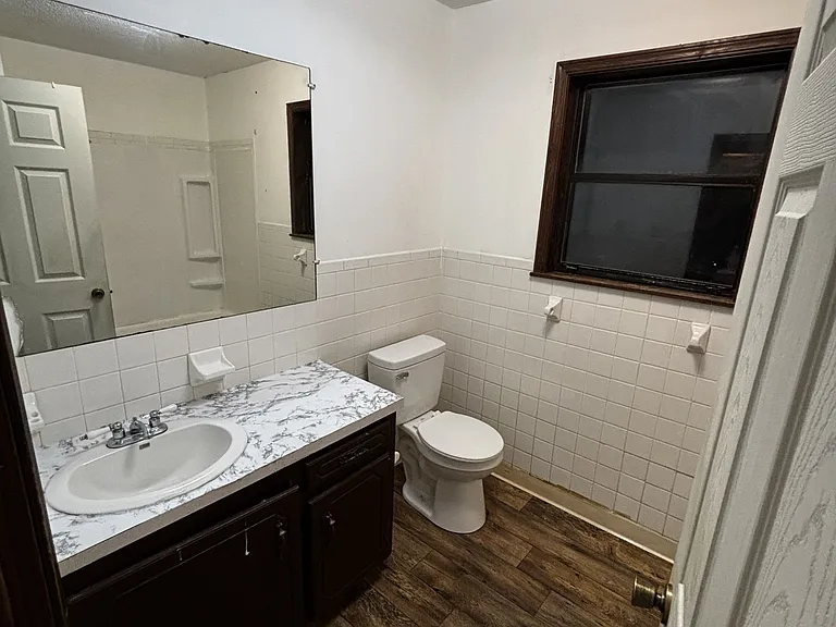 707 Louise St — Photo 12
