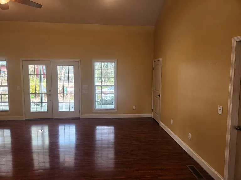 223 Varnes Ln — Photo 21