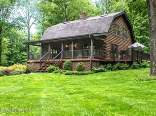 1206 Hollow Rd, Clinton Corners, NY 12514