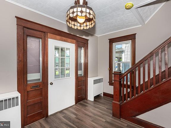 3rd image of 315 N Queen St