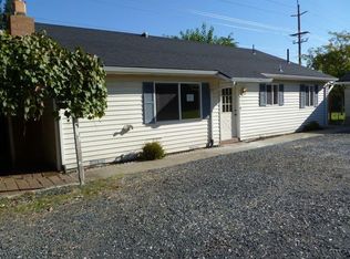 2609 Dark Hollow Rd, Medford, OR 97501
