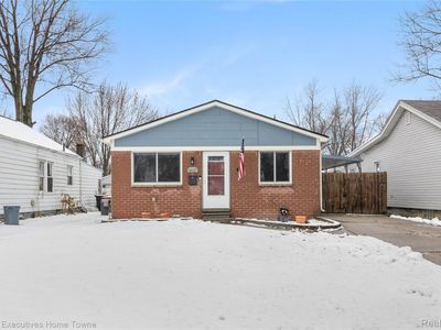 19127 Colorado St, Roseville, MI, 48066