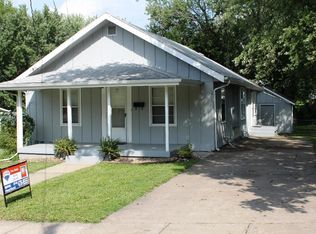 1325 N Spring St, Independence, MO 64050