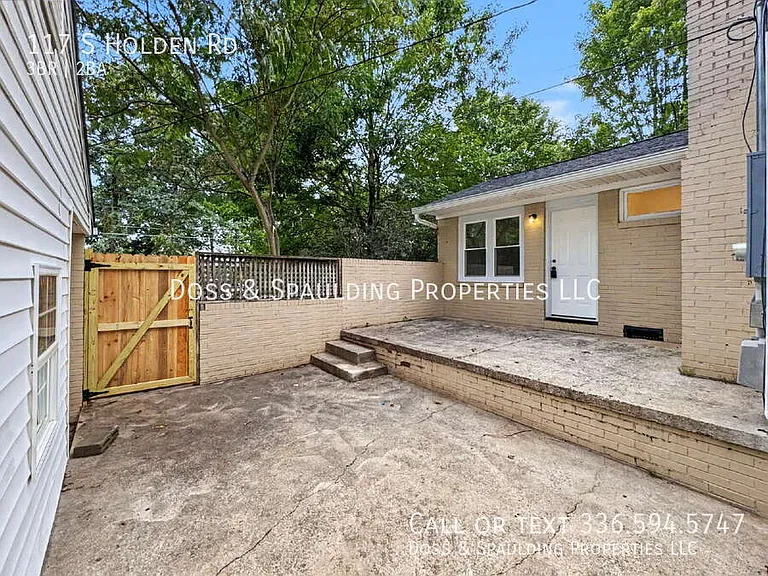 117 S Holden Rd — Photo 26