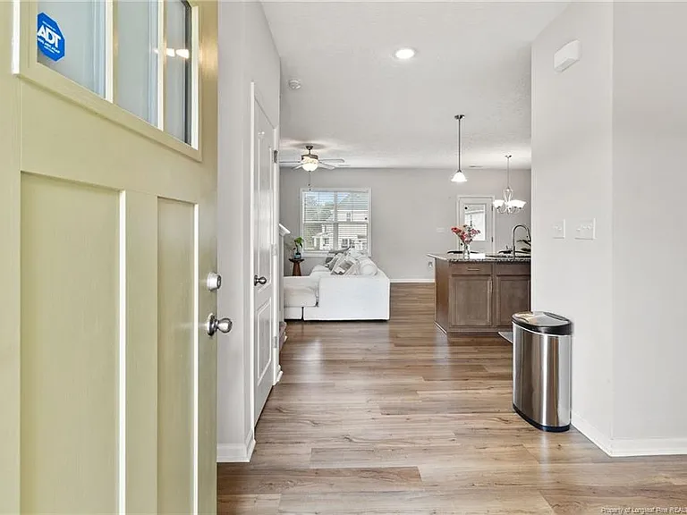 516 Loom Dr — Photo 6