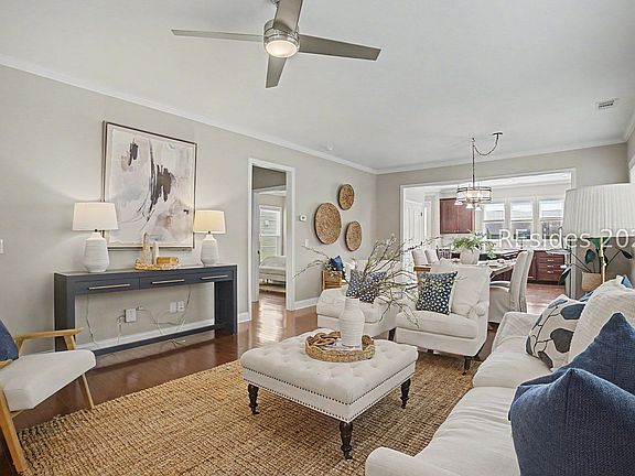 2nd image of 2404 Freshwater Ln