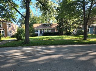 627 E Prairie Ave, Des Plaines, IL 60016