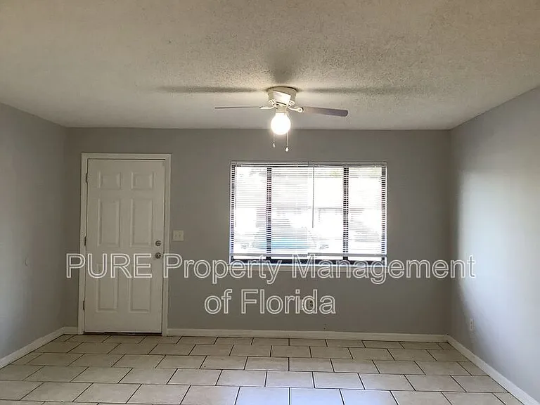 3650 NE 41st St #A — Photo 3
