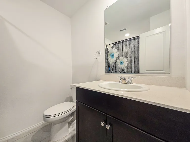 8665 Becker Ave — Photo 18