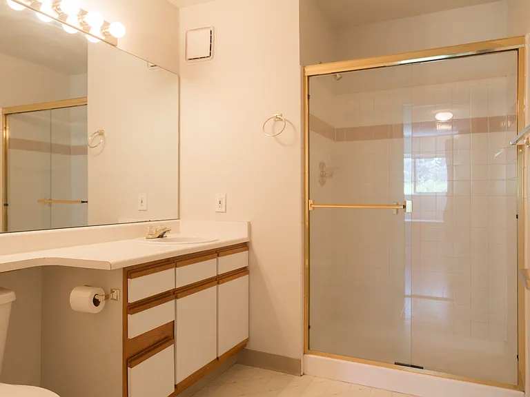 33 S Boulder Cir #116 — Photo 15
