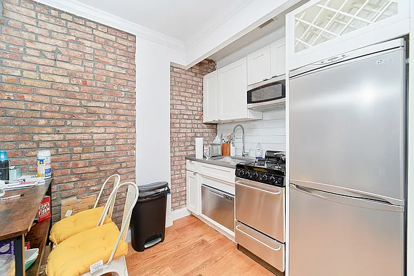 Rented by Living New York | media 9