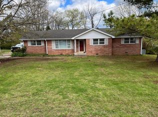 1633 Shady Cir, Lebanon, TN 37087
