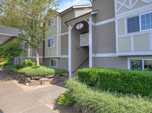 10619 SE 261st Place #E303, Kent, WA 98030