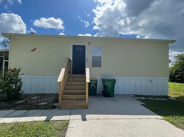 5437 Riverside Dr, Punta Gorda, FL 33982