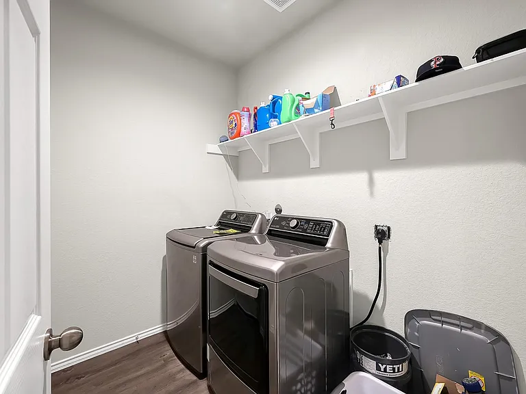 15127 Willow Tree Ln — Photo 17