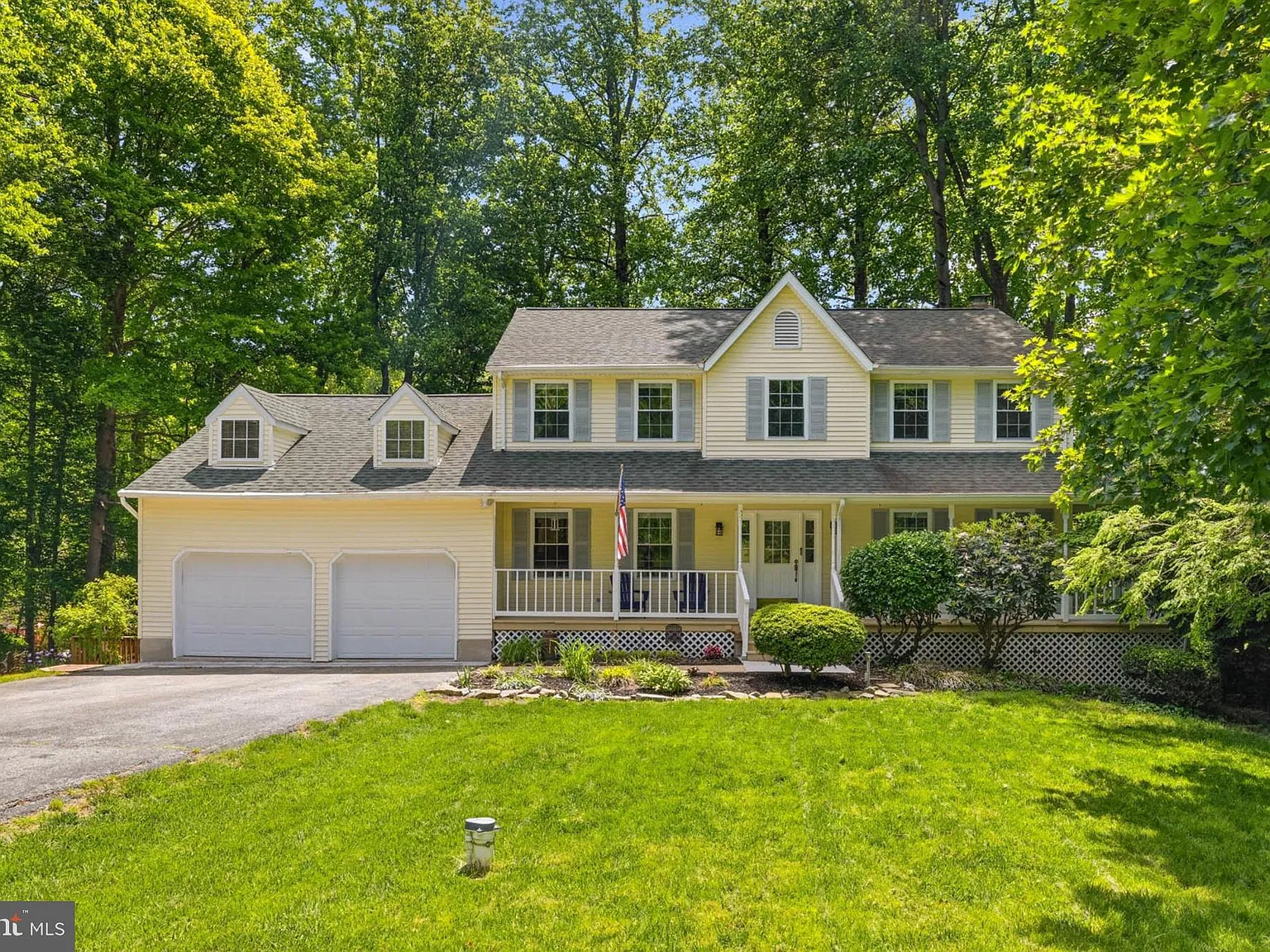 4 bed, 3.5 bath, 3489 sqft, $4,000 — Photo 3