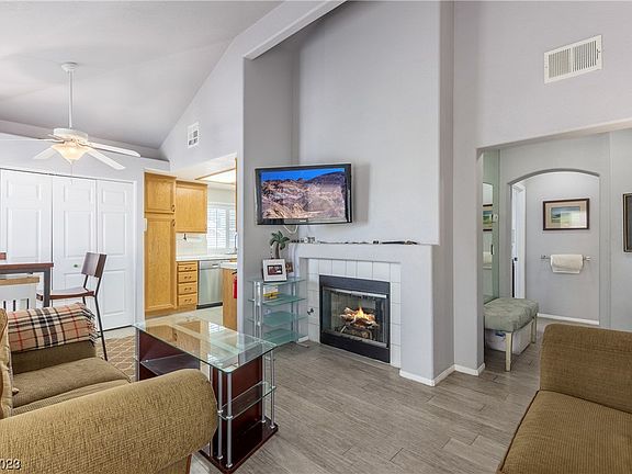 3rd image of 335 Seine Way #1721