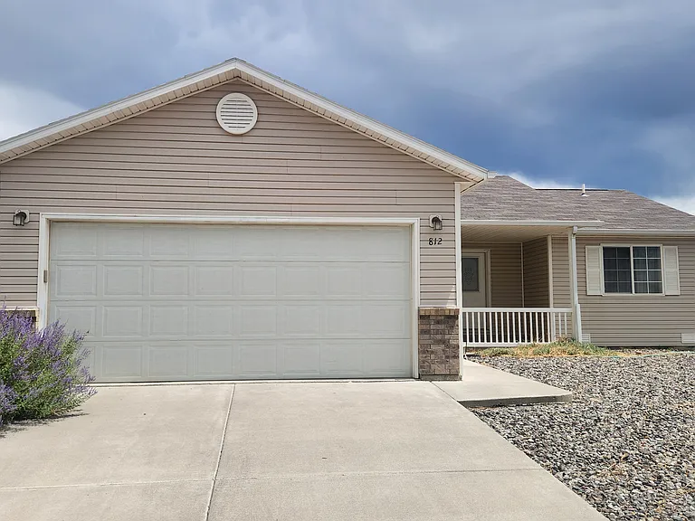 812 Barnwood Rd — Photo 1