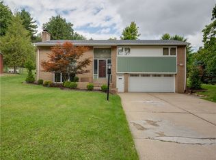 403 Edwood Ct, Pittsburgh, PA 15237