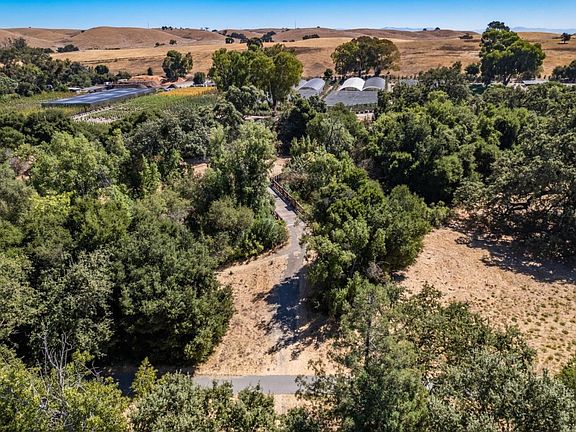 4th image of 3343 Alpine Rd