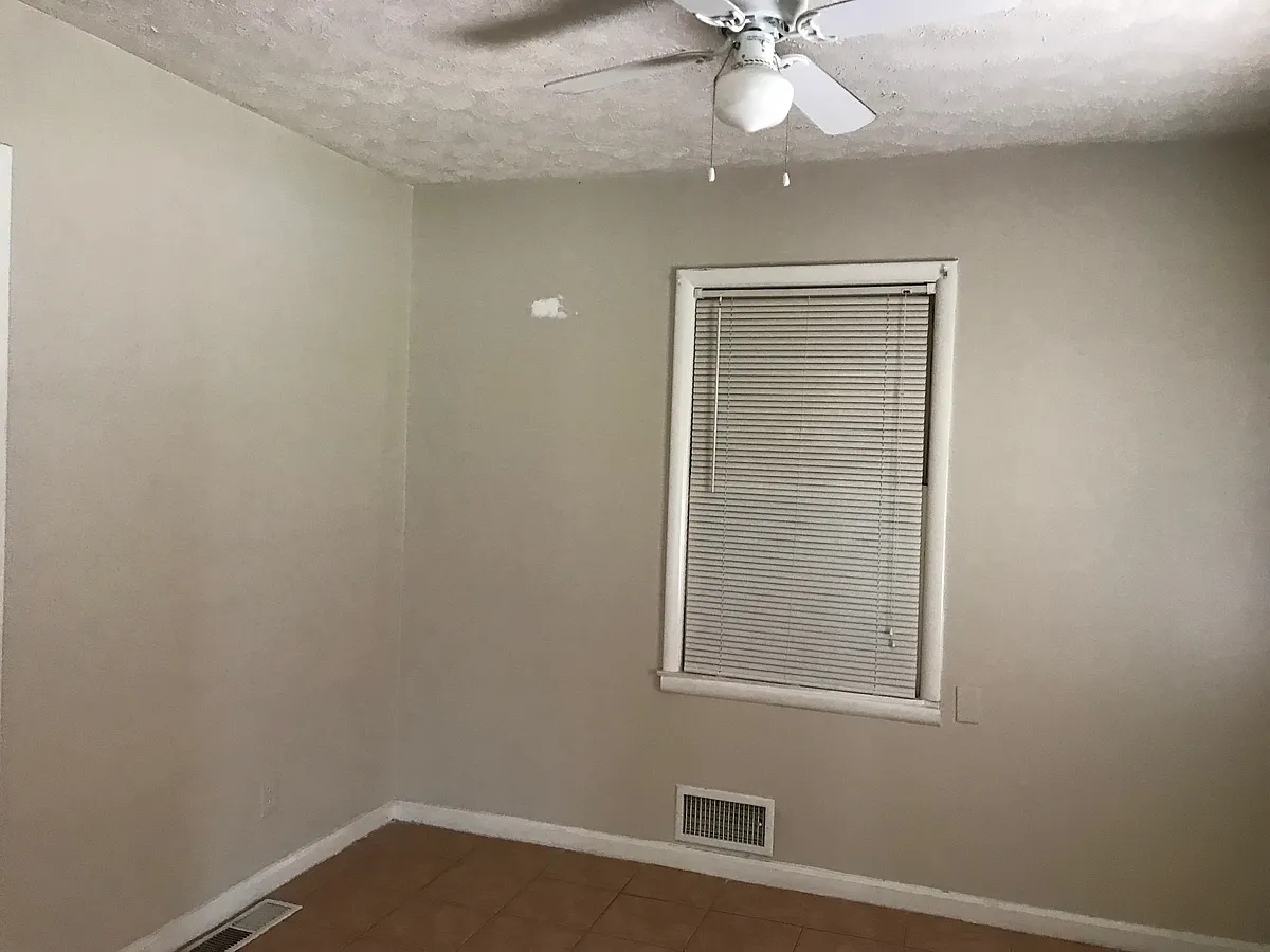 Building Photo - 4314 Hendrix Dr