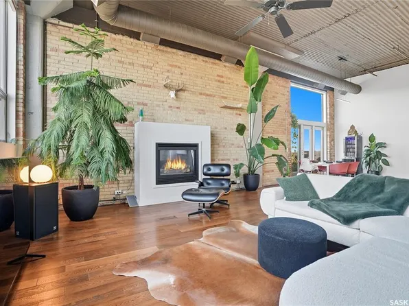 UNIT 503-211 D AVENUE N, Saskatoon, SK S7L 1M7