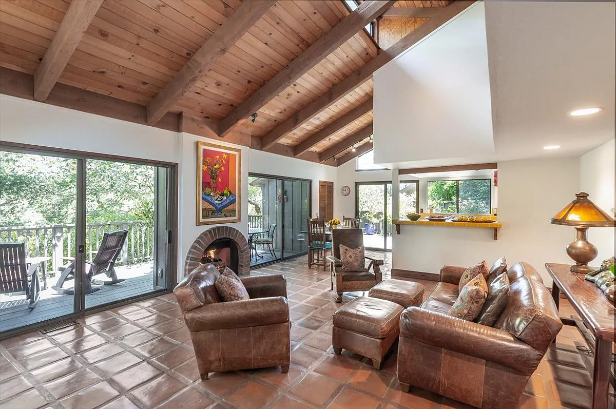 Portola Green Cir, Portola Valley — Photo 2