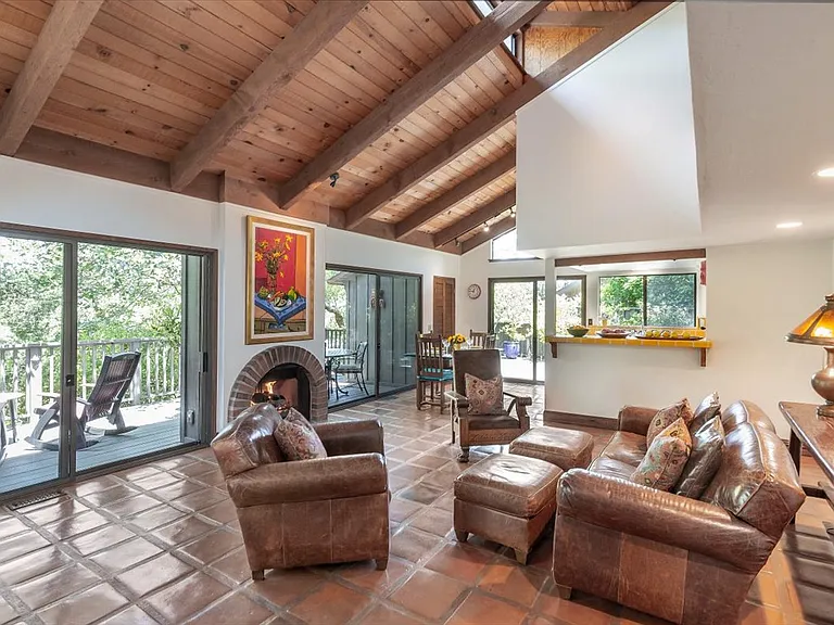 Portola Green Cir — Photo 2