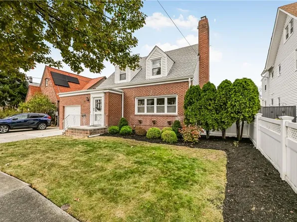 22223 93rd Avenue, Queens Village, NY 11428