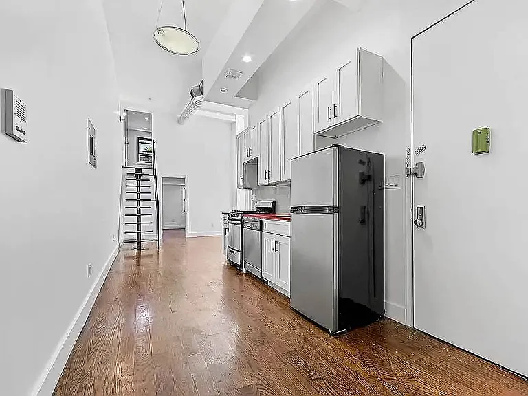 539 Marcy Ave #3A — Photo 3