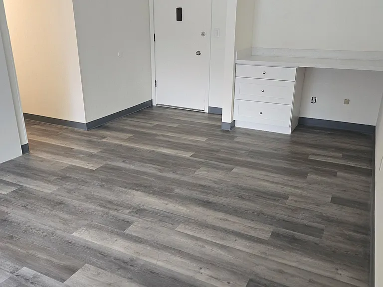 3600 NE 73rd Pl #3 — Photo 2