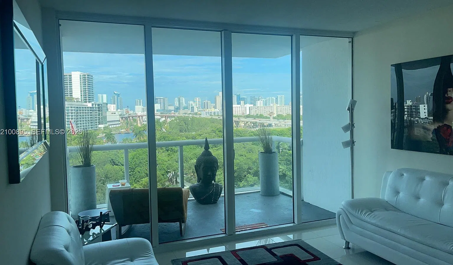 Terrazas Riverpark Village — Photo 1