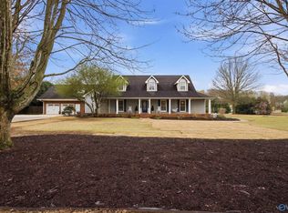 119 Matt Phillips Rd NW, Huntsville, AL 35806