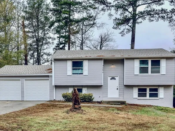3591 Bramblevine Cir, Lithonia, GA 30038