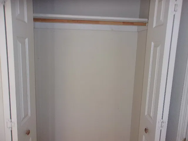 3 bed, $1,545 — Photo 2