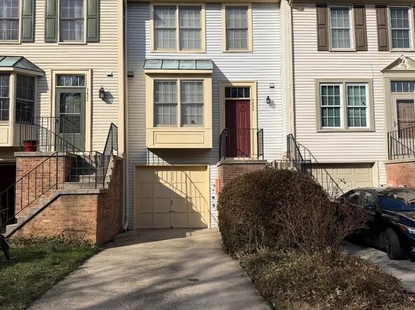 3824 Swan House Ct, Burtonsville, MD 20866