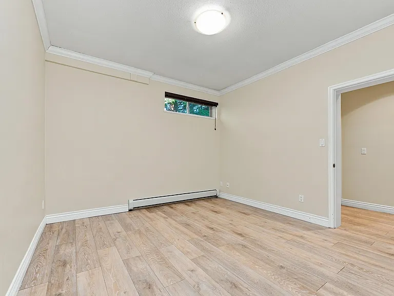 2426 Westhill Ct #LOWER — Photo 29
